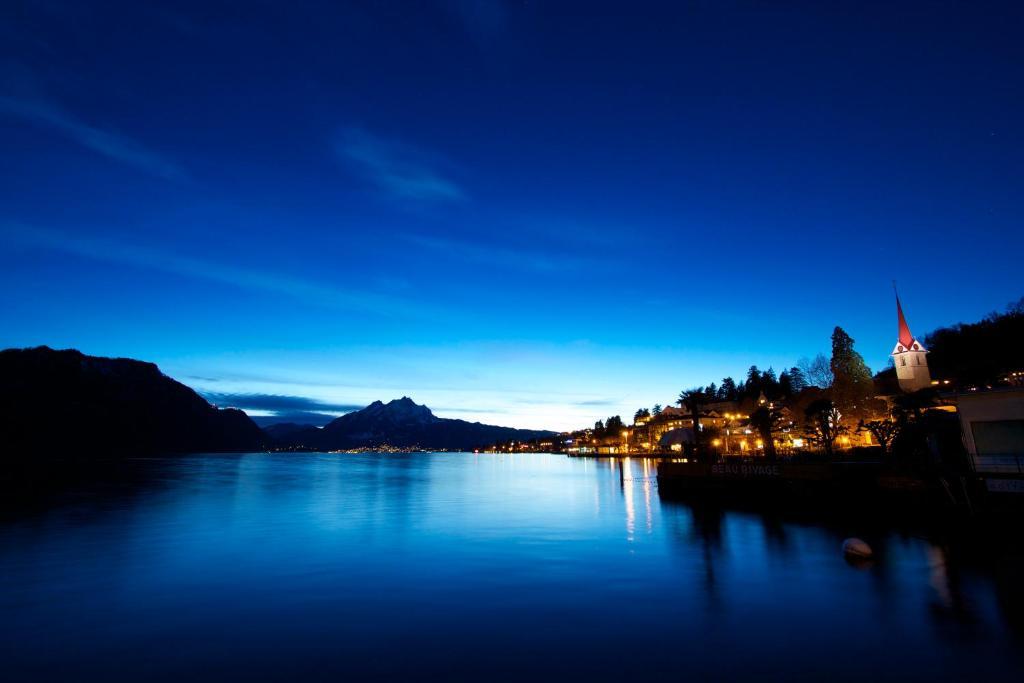 Seehotel Gotthard Weggis Exterior photo